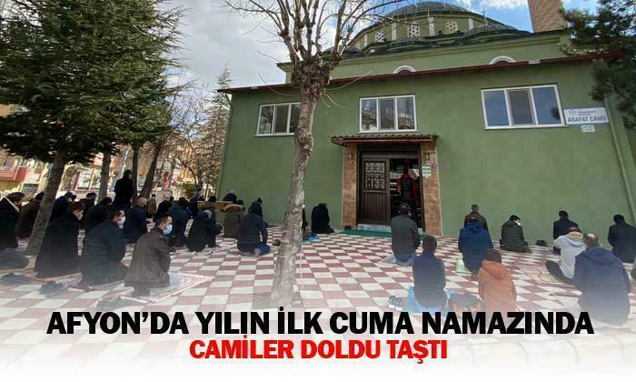 Yılın ilk Cuma namazında camiler doldu taştı