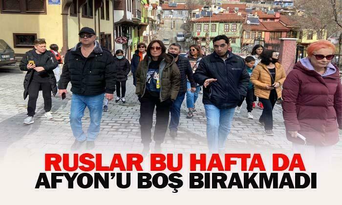 Rus turistler Afyon’u gezdi