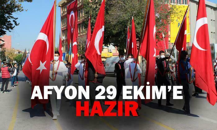 Afyon’da 29 Ekim kutlamaları
