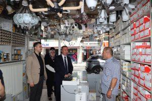 AK PARTİ'DEN ESNAFI ZİYARETİ