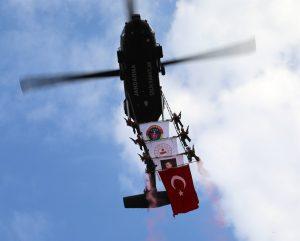 Afyon'un kurtuluşu böyle kutlandı. Afyonkarahisar'ın düşman işgalinden kurtuluşunun 100. yıl dönümü dolayısıyla Zafer Meydanı’nda Kurtuluş Günü Kutlama Programı düzenlendi.