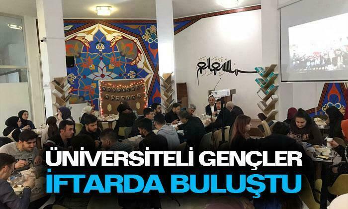 Afyonkarahisar’da üniversiteli gençler iftarda buluştu