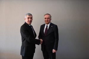 ENİS ARABACI RÜZGARI ESİYOR