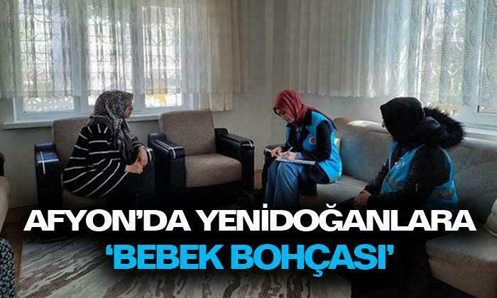 Afyonkarahisar’da Yenidoğanlara ‘bebek bohçası’