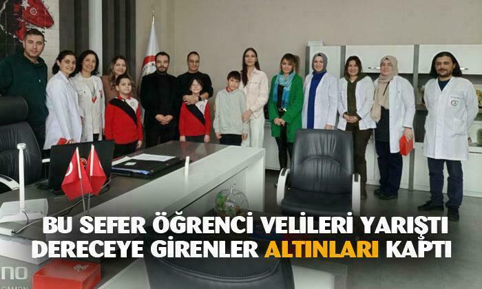 Afyonkarahisar’da yarışan öğrenci velileri altınları kaptı