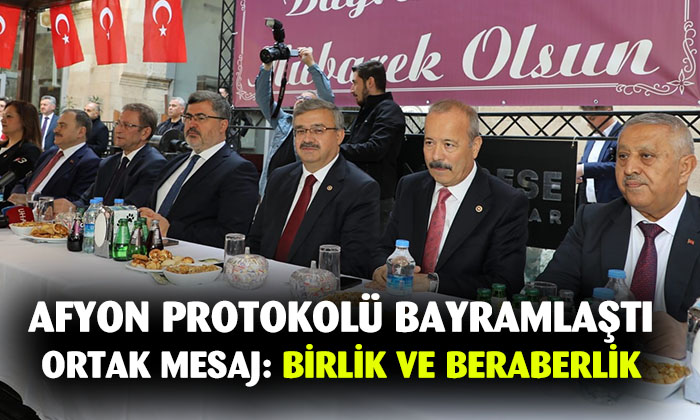 Afyon protokolü bayramlaştı  