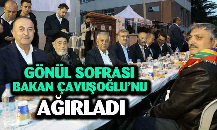 BAKAN ÇAVUŞOĞLU AFYONKARAHİSARLILARLA İFTAR YAPTI