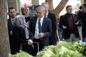 Arabacı’dan Pazarcı Esnafı ile soba başında sohbet