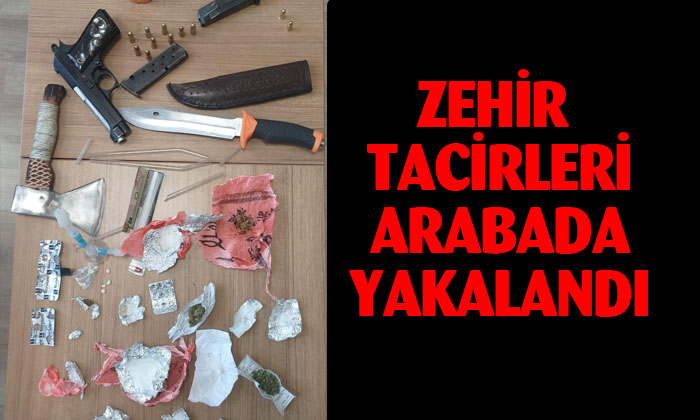 Afyonkarahisar’da zehir tacirleri arabada uyurken yakalandı