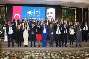 İYİ Parti Afyonkarahisar Milletvekili aday adayı Hakan Şeref Olgun, partililerle iftarda buluştu