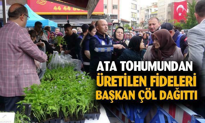 Sandıklı’da ata tohumundan üretilen fideleri Başkan Mustafa Çöl dağıttı