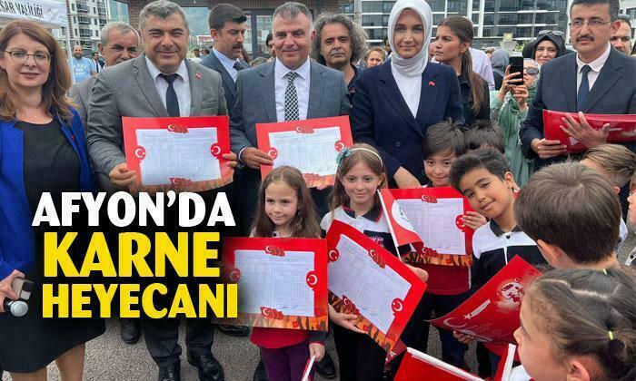 Afyonkarahisar’da karne sevinci