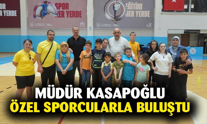 Müdür Kasapoğlu, özel bireylerle idman yaptı