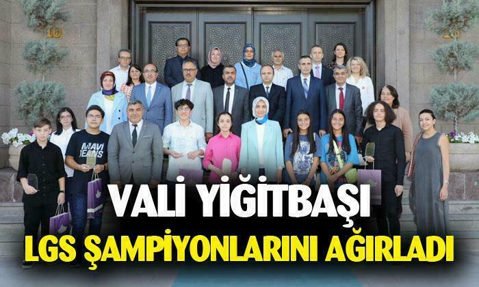 Vali Yiğitbaşı, LGS şampiyonlarını ağırladı