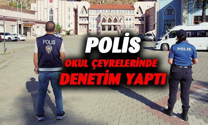 Polis okul çevrelerini denetledi