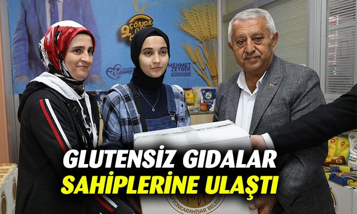 Başkan Zeybek’ten çölyak hastalarına destek