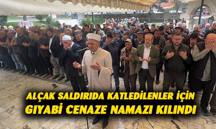 İsrail vahşetinde ölenler için gıyabi cenaze namazı kılındı