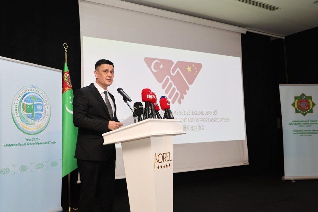 Afyonkarahisar’da Türkiye-Türkmenistan İş Birliği Paneli Düzenlendi
