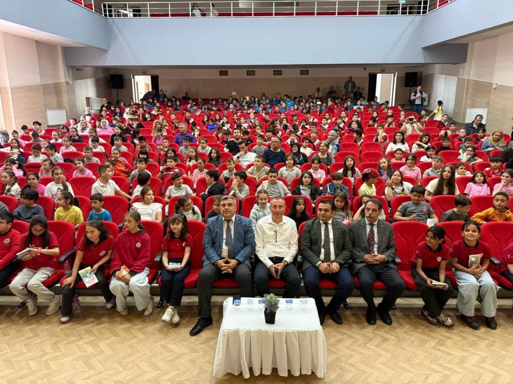 Afyonkarahisar’da Dijital Güvenlik Semineri Öğrencilerle Buluştu