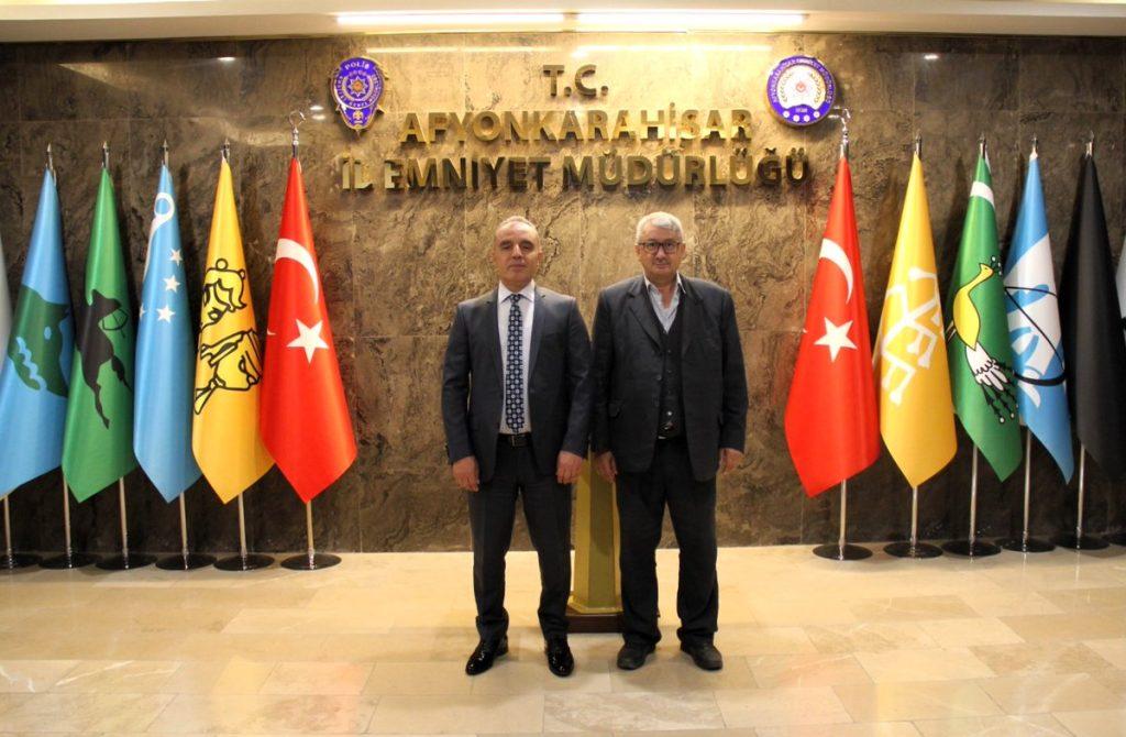 Şehit babasından emniyetin başındaki isme ziyaret