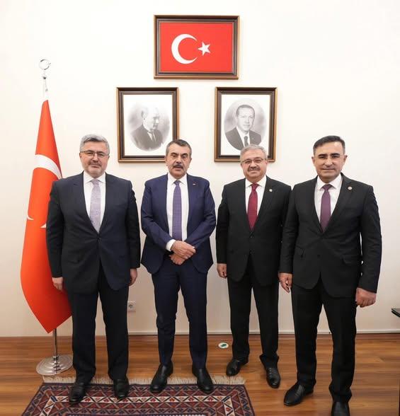 Başmakçı’ya Yeni Ortaokul Müjdesi: 12 Derslikli Okul İnşaatı Başlıyor