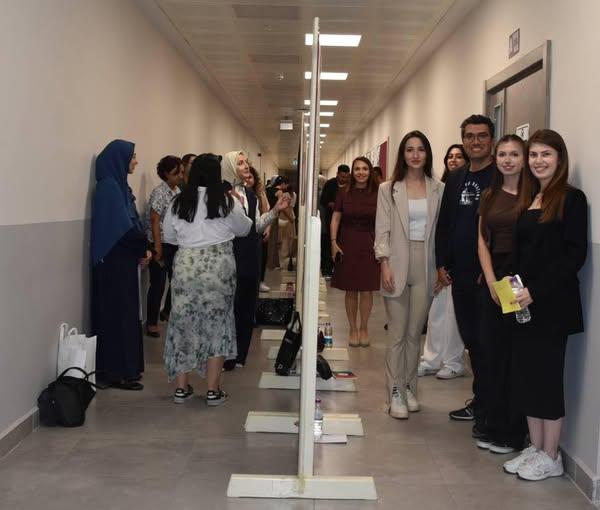 Afyonkarahisar Sağlık Bilimleri Üniversitesi Eczacılık Fakültesi Araştırma Projesi Poster Sunumları Ödüllendirildi