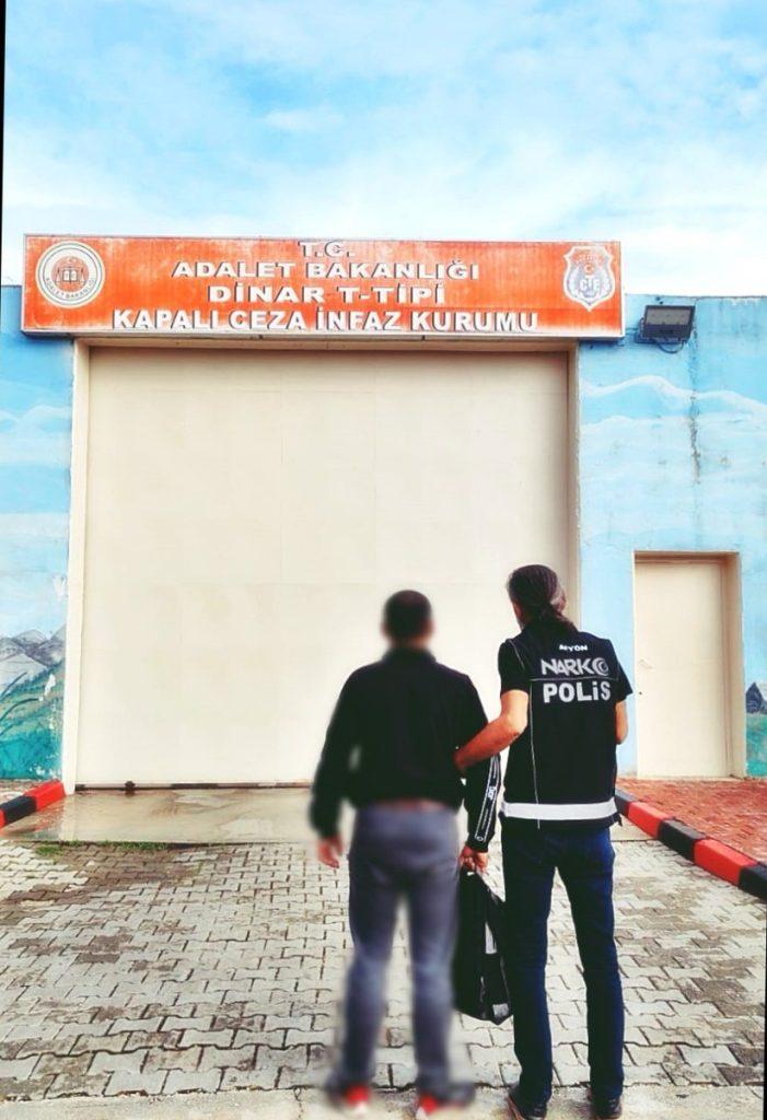 Afyonkarahisar’da Uyuşturucu Madde Ticareti Yapan Şahıs Yakalandı