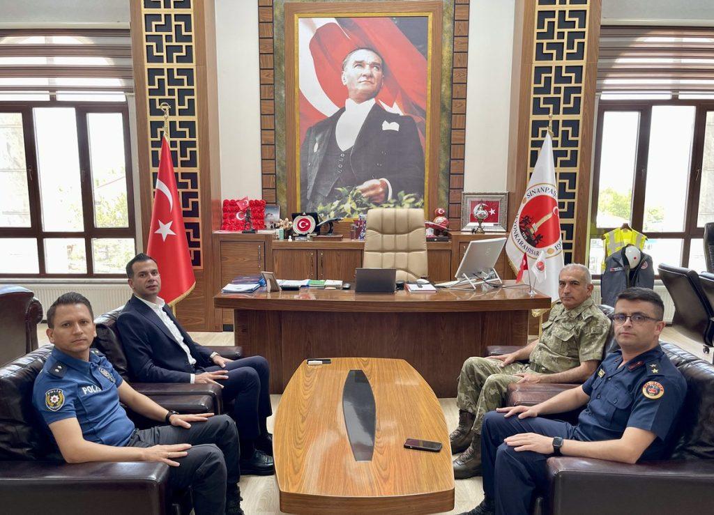 Garnizon Komutanı Dağlı, Kaymakam Aslan’ı ziyaret etti