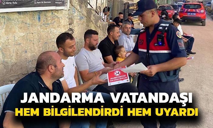 Afyon’da jandarma vatandaşı hem bilgilendirdi hem uyardı